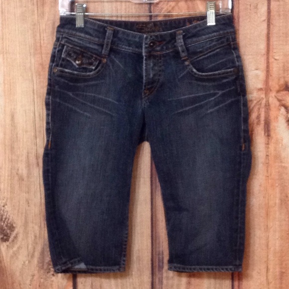 🦋Silver jeans NINA Shorts size 26 - Picture 3 of 5